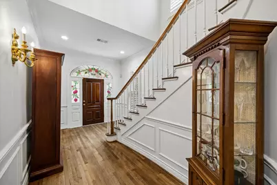 231 Sugarberry Circle, Houston, TX 77024 - Photo 2