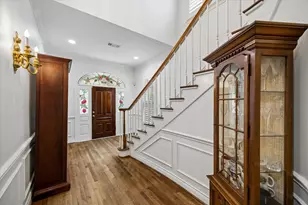 231 Sugar Berry Cir, Houston, TX 77024 - Photo 2
