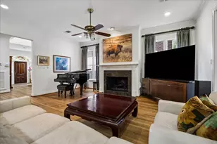 231 Sugar Berry Cir, Houston, TX 77024 - Photo 6