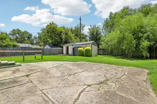 4516 Dewberry St, Houston, TX 77021 - Photo 18