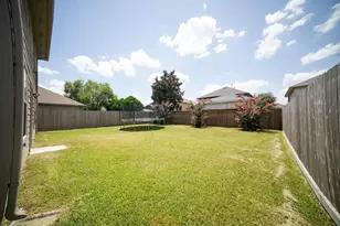 9519 Deep Valley Dr, Houston, TX 77044 - Photo 16