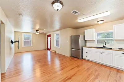 20006 Sanchez Road, Alvin, TX 77511 - Photo 2