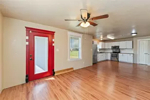 20006 Sanchez Rd, Alvin, TX 77511 - Photo 1