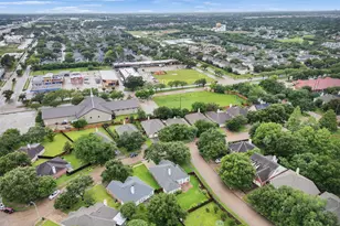 3827 Shadow Cove Dr, Houston, TX 77082 - Photo 14