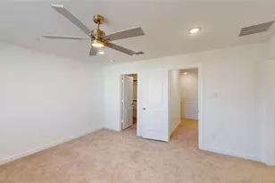 2938 ELLE DR, Grand Prairie, TX 75052 - Photo 18