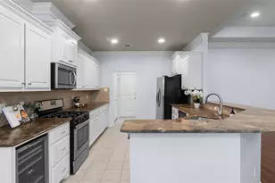 8413 Alison Ave, College Station, TX 77845 - Photo 14