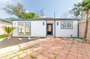 16127 Ridgegreen Dr, Houston, TX 77082 - Photo 4