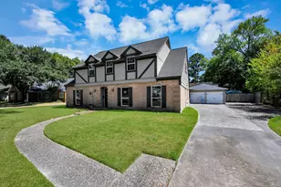 532 Bull Run Ct, Conroe, TX 77302 - Photo 2