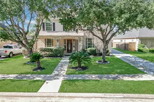 2104 Windy Shores Dr, Pearland, TX 77584 - Photo 2