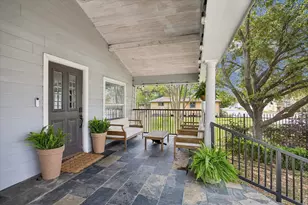 1410 E 32nd 1/2 St, Houston, TX 77022 - Photo 16