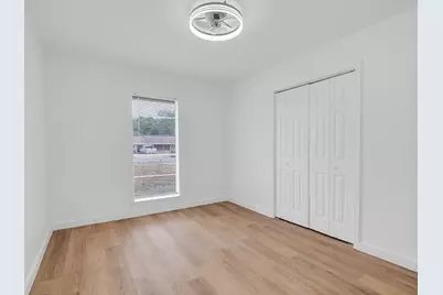 290 E Smith St, Sour Lake, TX 77659 - Photo 22