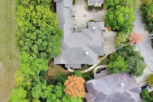 66 Scarlet Woods Ct, The Woodlands, TX 77380 - Photo 40