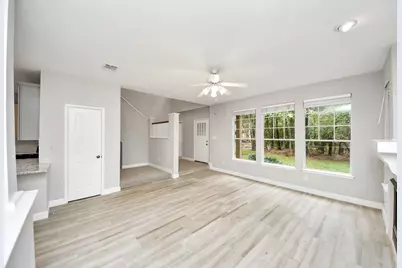 66 Scarlet Woods Court, The Woodlands, TX 77380 - Photo 8