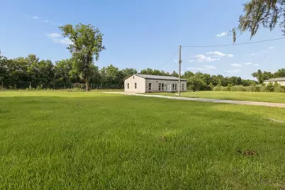 638 Kelly Lane, Holiday Lakes, TX 77515 - Photo 2