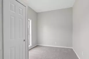 638 Kelly Ln, Holiday Lakes, TX 77515 - Photo 12