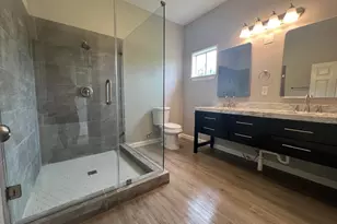638 Kelly Ln, Holiday Lakes, TX 77515 - Photo 8