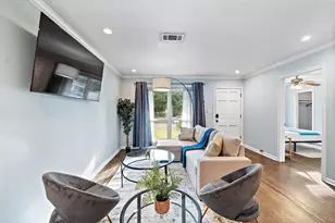 1825 Locksford St, Houston, TX 77008 - Photo 14