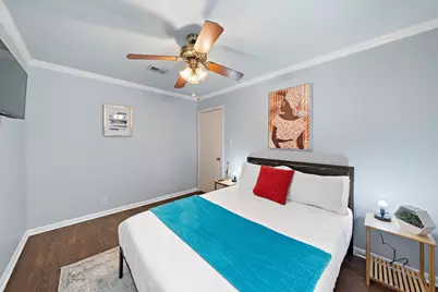 1825 Locksford Street, Houston, TX 77008 - Photo 22