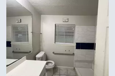 11042 Lafferty Oaks Street, Houston, TX 77013 - Photo 22