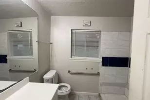 11042 Lafferty Oaks St, Houston, TX 77013 - Photo 22