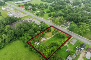 1206 N Cleveland St, Dayton, TX 77535 - Photo 22