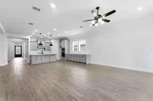 12318 Palmetto Dr, Mont Belvieu, TX 77523 - Photo 14