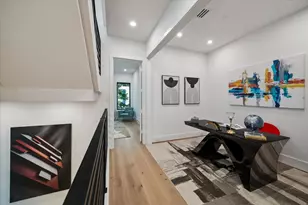 511 W Polk St, Houston, TX 77019 - Photo 16