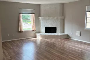 927 Three Forks Dr, Katy, TX 77450 - Photo 2