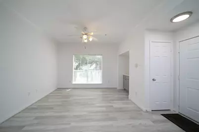 1330 Old Spanish Trail #2209, Houston, TX 77054 - Photo 4