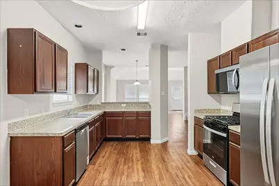 3931 Hawthorne Glen Court, Fresno, TX 77545 - Photo 2