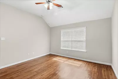 3931 Hawthorne Glen Court, Fresno, TX 77545 - Photo 8