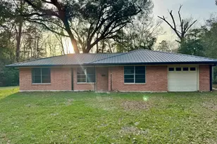 370 Johnson St, Woodville, TX 75979 - Photo 2