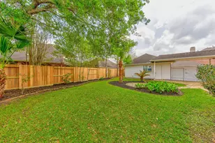 3430 Queensburg Ln, Friendswood, TX 77546 - Photo 44