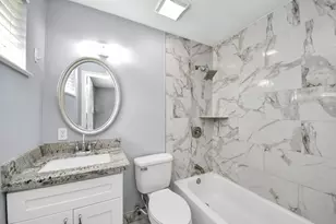 6031 Dellfern Dr, Houston, TX 77035 - Photo 26