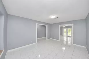 6031 Dellfern Dr, Houston, TX 77035 - Photo 20