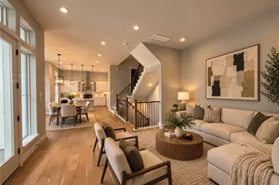 1193 W 19th St, Houston, TX 77008 - Photo 1