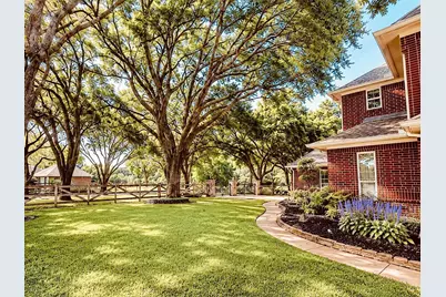 5110 Cherry Ridge Road, Richmond, TX 77406 - Photo 8