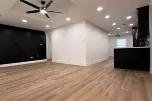 5842 Southford St, Houston, TX 77033 - Photo 4
