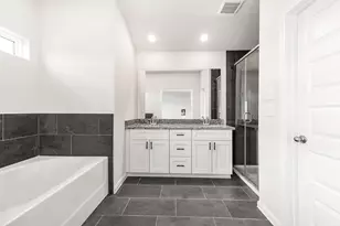 14922 Eagle Feather Dr, Houston, TX 77090 - Photo 26