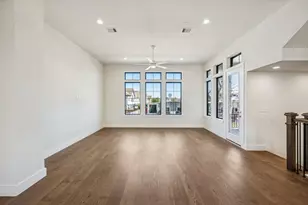 8712 Padua Ln, Houston, TX 77055 - Photo 12