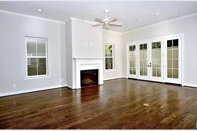 215 Willow Street, Shenandoah, TX 77384 - Photo 4