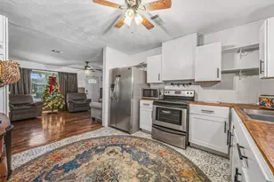 412 Dunnam Ave, Cleveland, TX 77327 - Photo 8