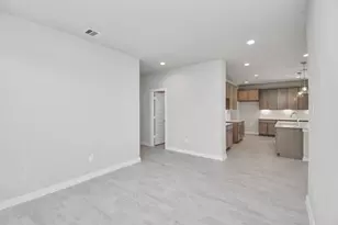 14715 Diamond Dove Ln, Houston, TX 77049 - Photo 6