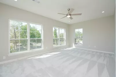 149 S 66 Street, Houston, TX 77011 - Photo 14