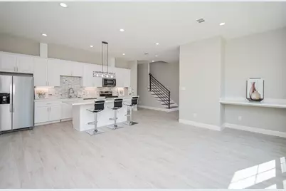 149 S 66 Street, Houston, TX 77011 - Photo 4