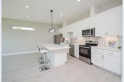 149 S 66 Street, Houston, TX 77011 - Photo 8