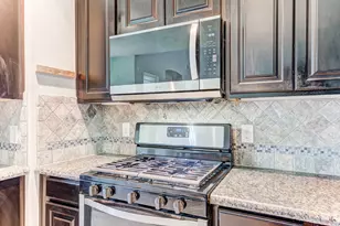 9626 Oaklawn Dr, Baytown, TX 77523 - Photo 18