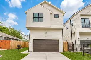 728 E 38th St, Houston, TX 77022 - Photo 18