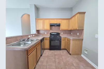 811 Forest Hillside Lane, Houston, TX 77067 - Photo 8