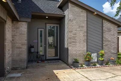 7615 Pine Hollow Drive, Humble, TX 77396 - Photo 2